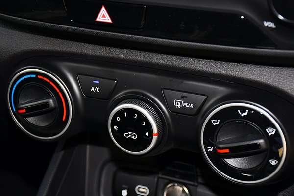 2025 Hyundai Venue QX.V5