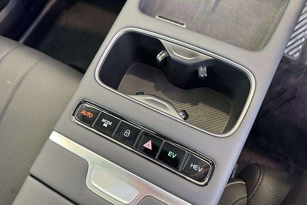 2025 Jaecoo J7 SHS Summit