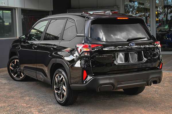 2025 Subaru Forester Touring S6