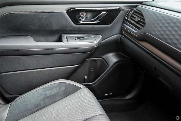 2025 Subaru Forester Touring S6