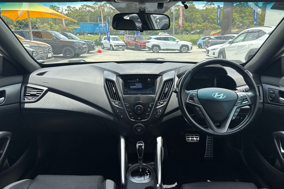 2016 Hyundai Veloster SR Turbo FS4 Series II