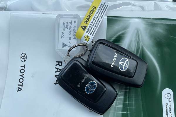 2021 Toyota RAV4 Cruiser AXAH54R