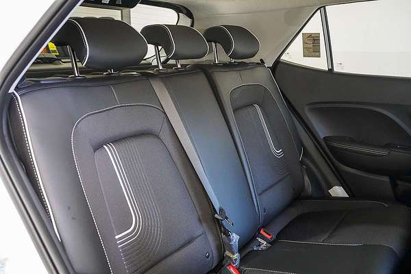 2025 Hyundai Venue Elite QX.V5