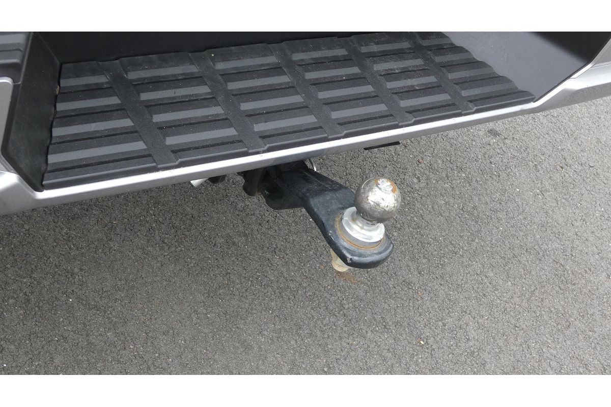 2024 Mitsubishi Triton GLX MV 4X4