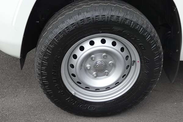 2024 Mitsubishi Triton GLX MV 4X4