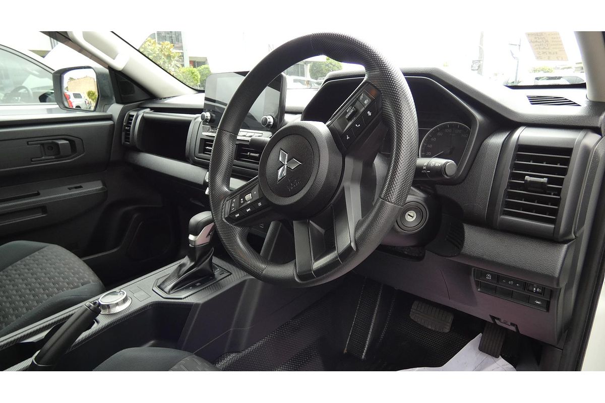 2024 Mitsubishi Triton GLX MV 4X4