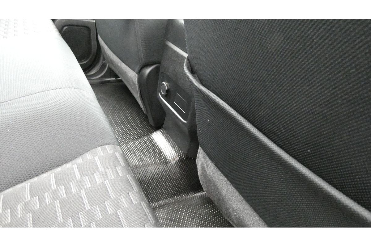 2024 Mitsubishi Triton GLX MV 4X4