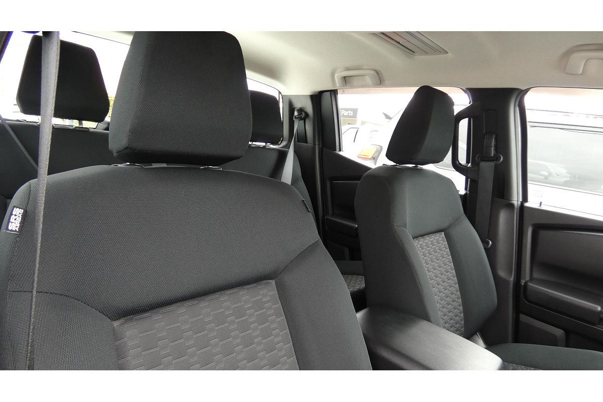 2024 Mitsubishi Triton GLX MV 4X4