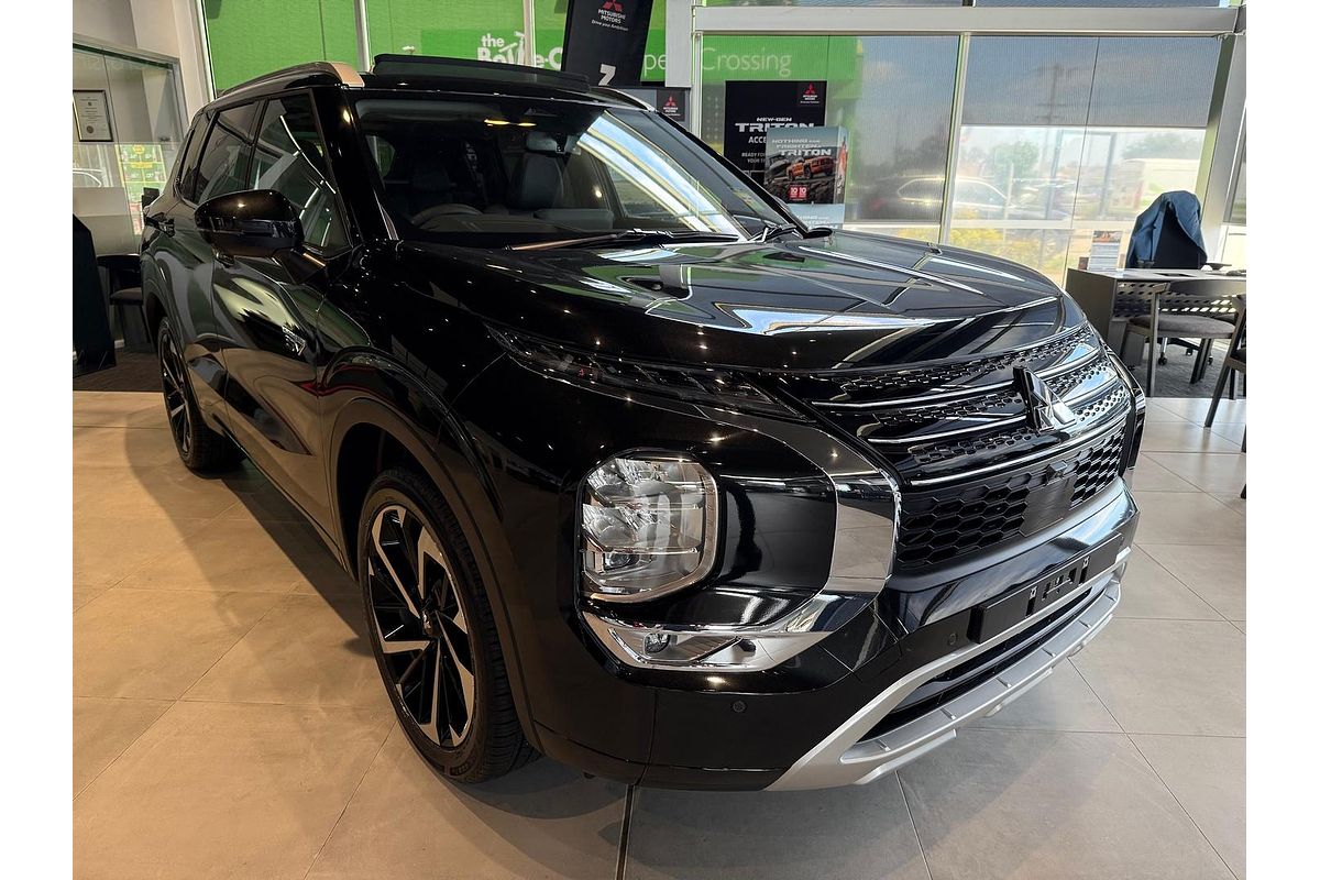 2025 Mitsubishi Outlander PHEV Exceed ZM