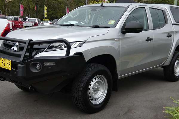 2022 Mitsubishi Triton GLX MR 4X4