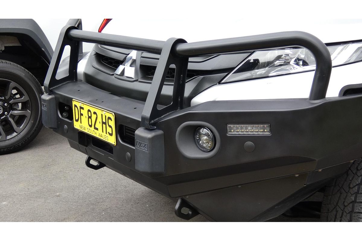 2022 Mitsubishi Triton GLX MR 4X4