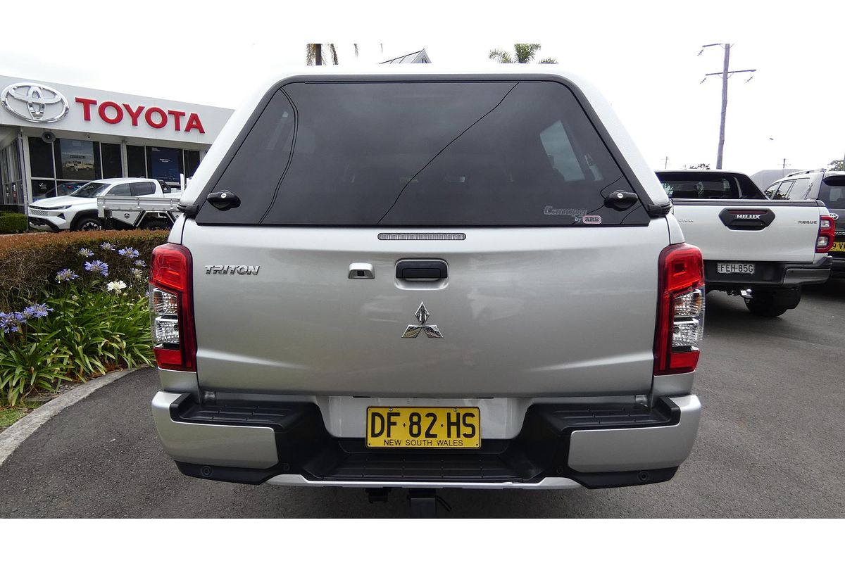 2022 Mitsubishi Triton GLX MR 4X4