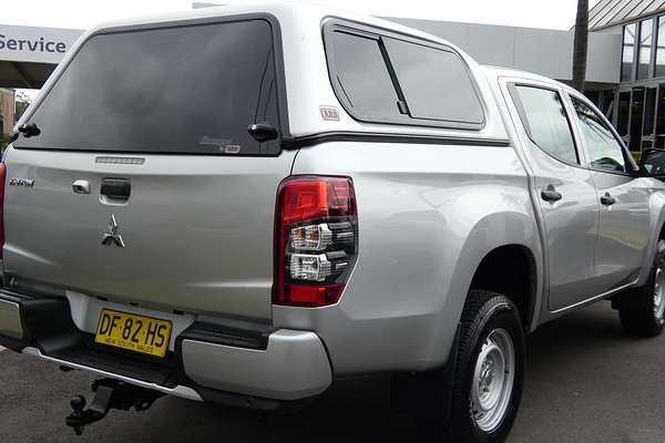 2022 Mitsubishi Triton GLX MR 4X4