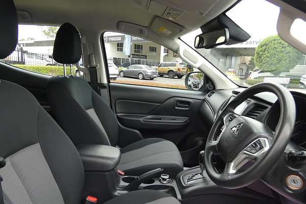 2022 Mitsubishi Triton GLX MR 4X4