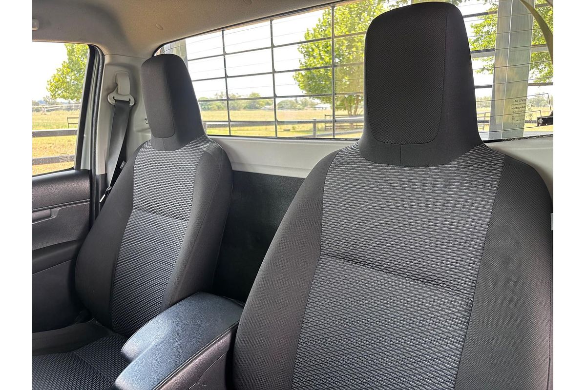 2018 Toyota Hilux Workmate TGN121R Rear Wheel Drive