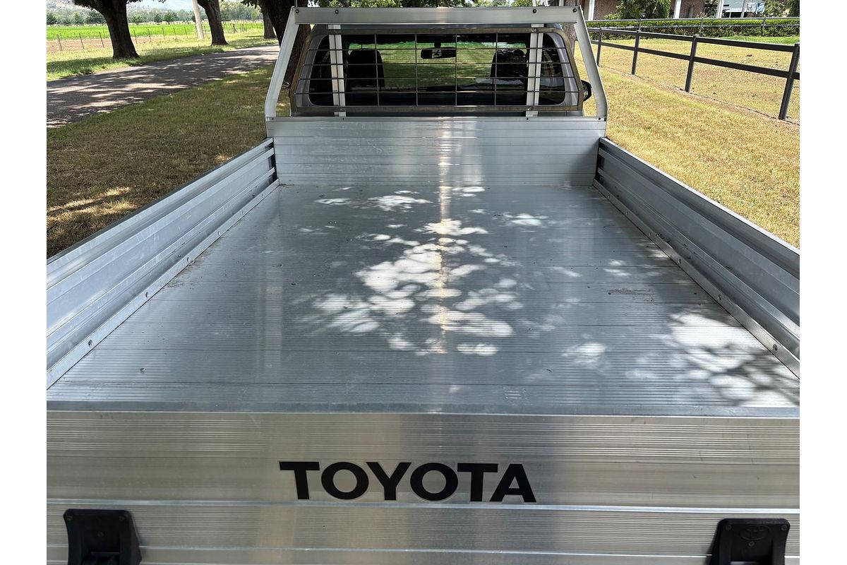 2018 Toyota Hilux Workmate TGN121R Rear Wheel Drive