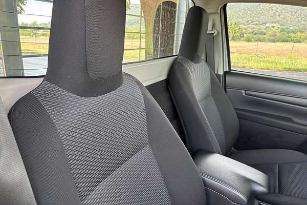 2018 Toyota Hilux Workmate TGN121R Rear Wheel Drive