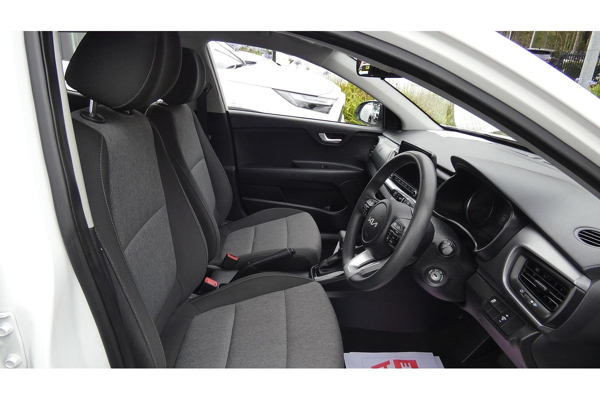 2023 Kia Stonic S YB