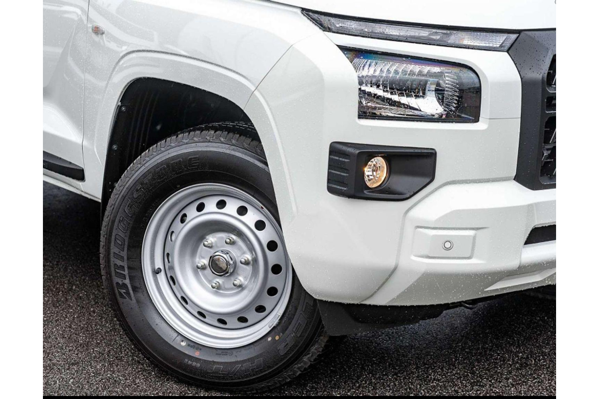 2025 Mitsubishi Triton GLX MV 4X4