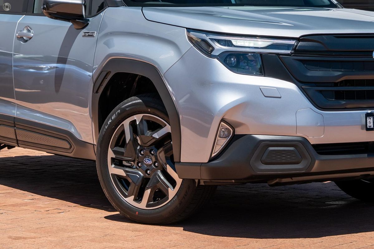 2025 Subaru Forester Hybrid S6