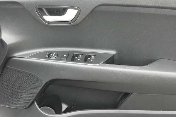 2023 Kia Stonic S YB