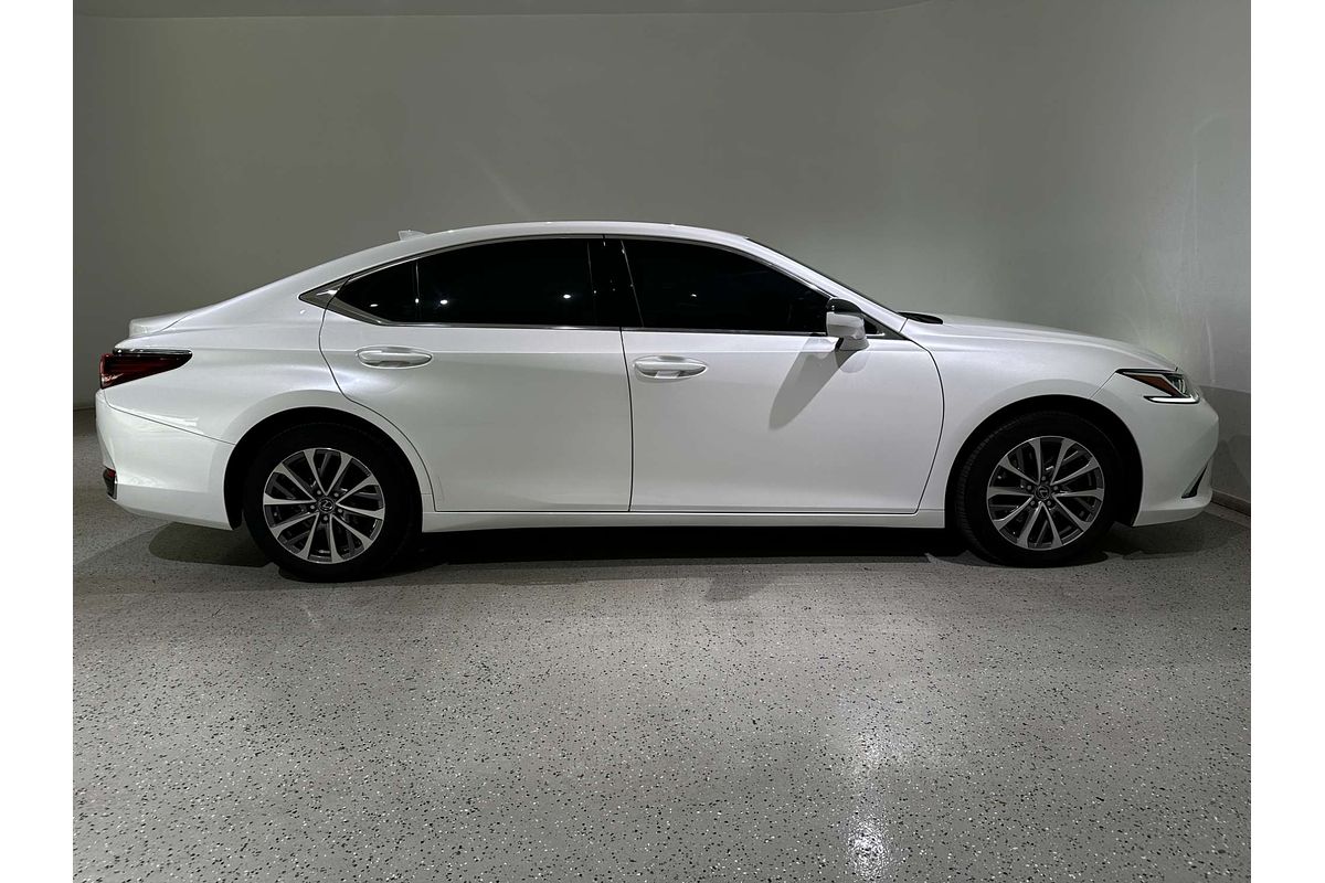 2022 Lexus ES ES250 Luxury AXZA10R
