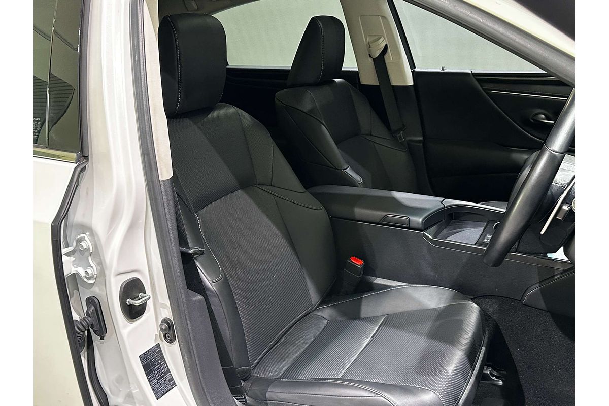 2022 Lexus ES ES250 Luxury AXZA10R