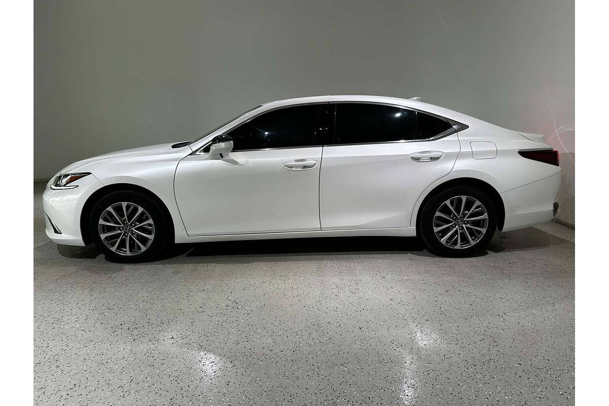 2022 Lexus ES ES250 Luxury AXZA10R