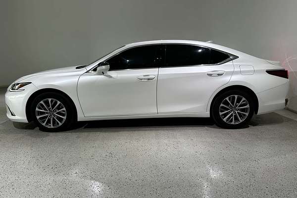 2022 Lexus ES ES250 Luxury AXZA10R