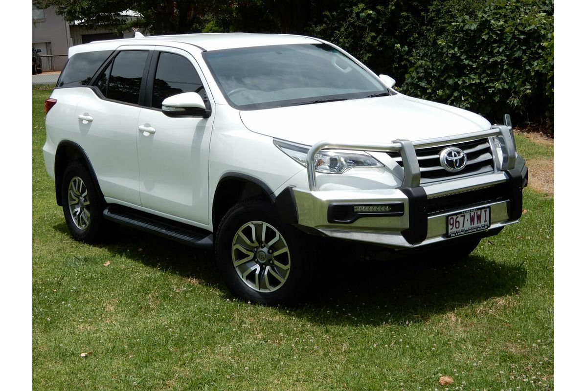 2016 Toyota Fortuner GX GUN156R