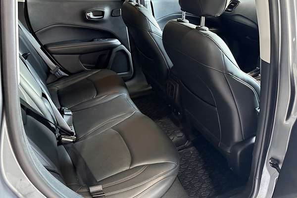 2018 Jeep Compass Limited M6