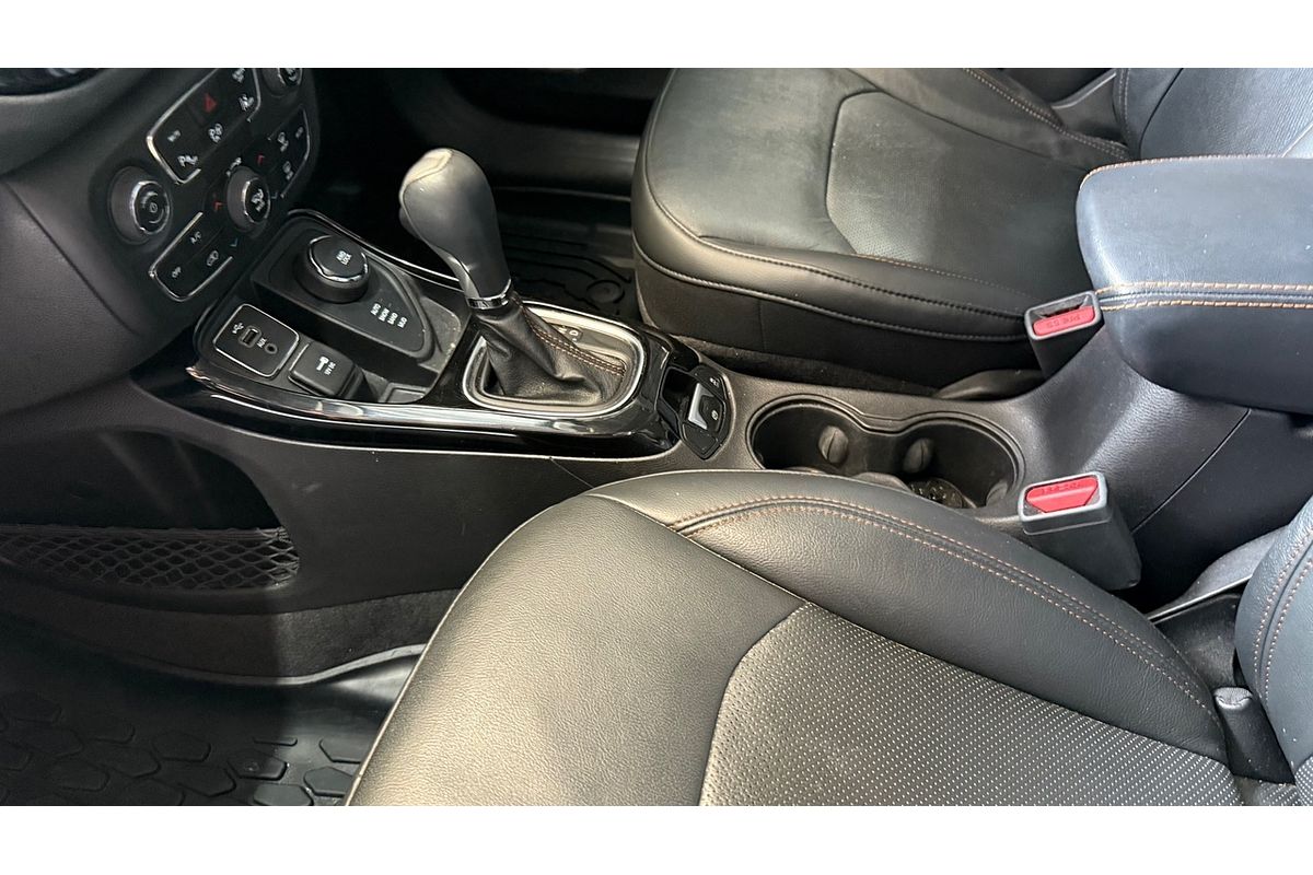 2018 Jeep Compass Limited M6