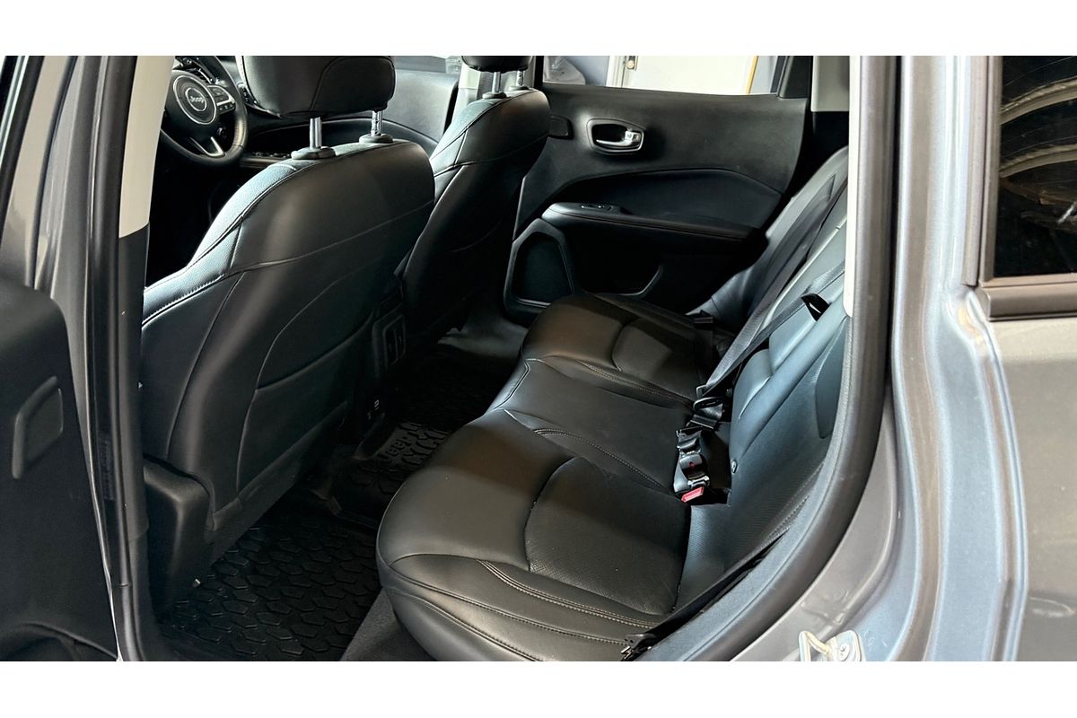 2018 Jeep Compass Limited M6