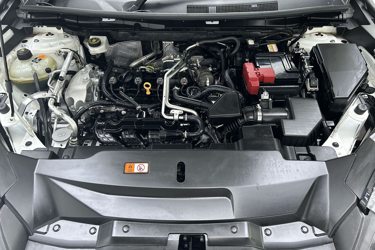 2024 Mitsubishi Outlander LS ZM