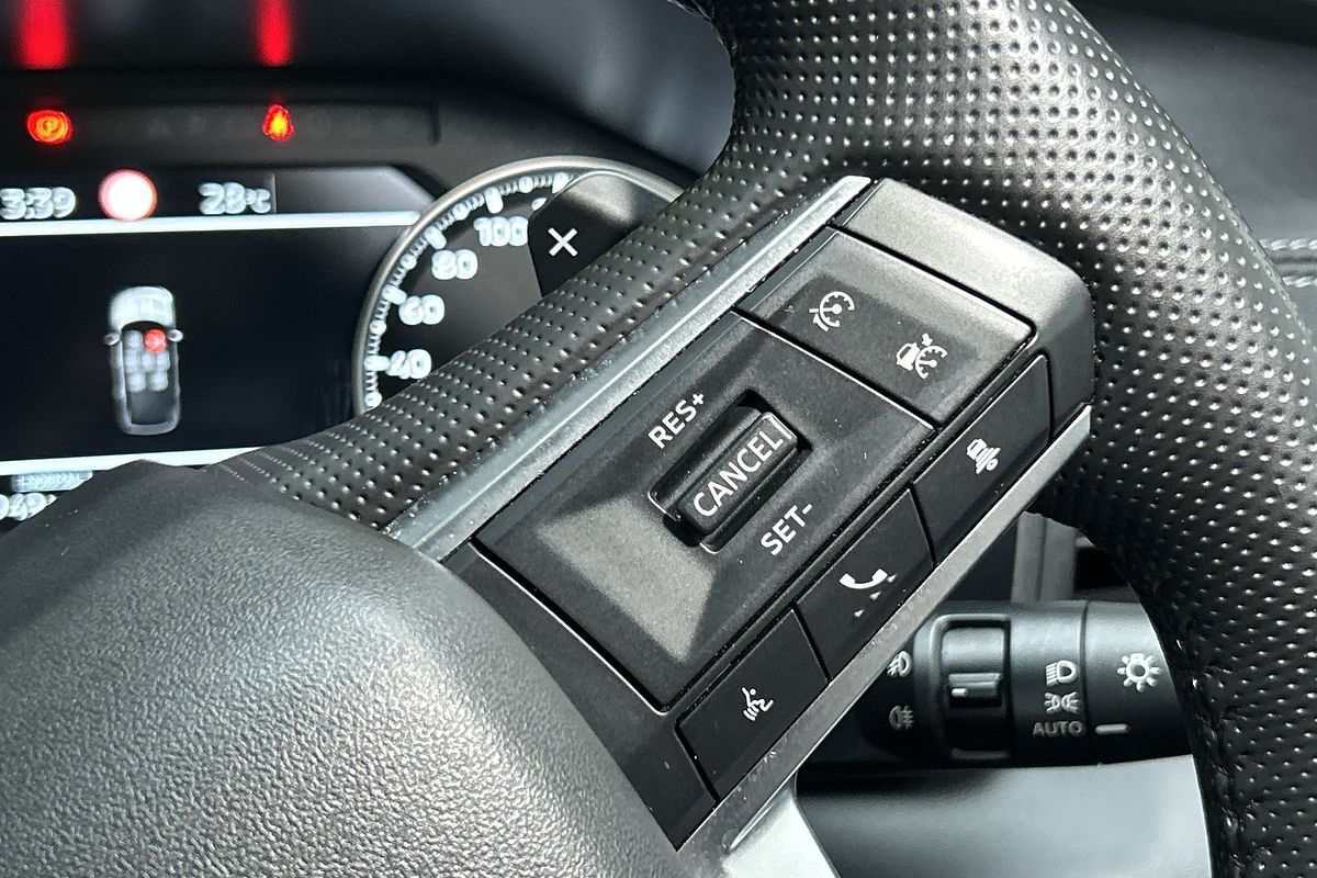 2024 Mitsubishi Outlander LS ZM