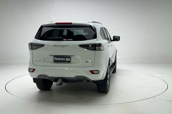 2023 Isuzu MU-X LS-T