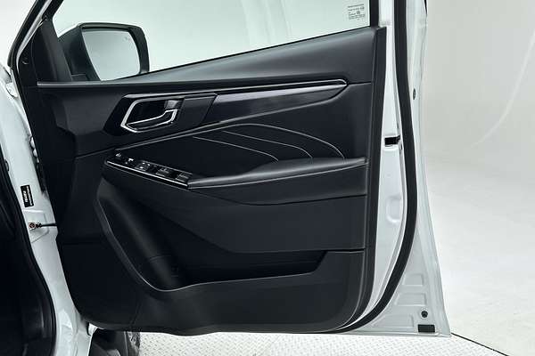 2023 Isuzu MU-X LS-T