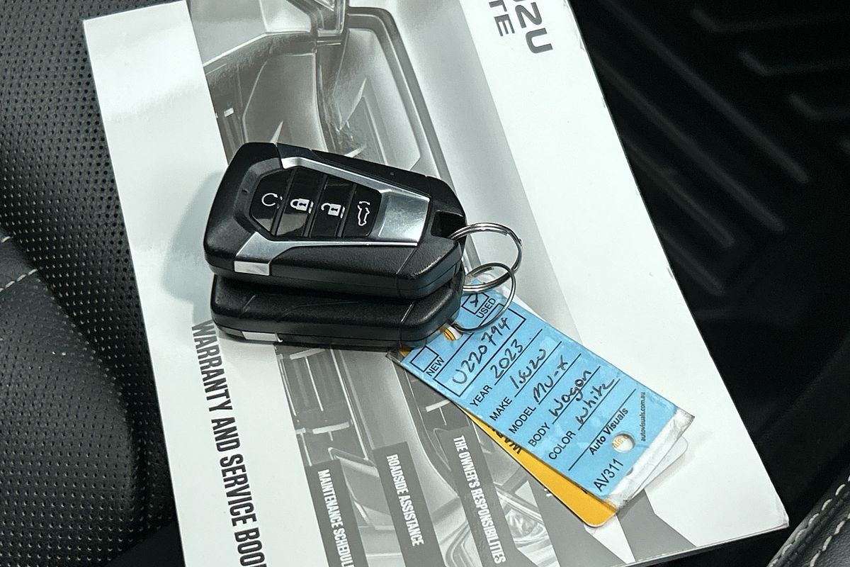 2023 Isuzu MU-X LS-T