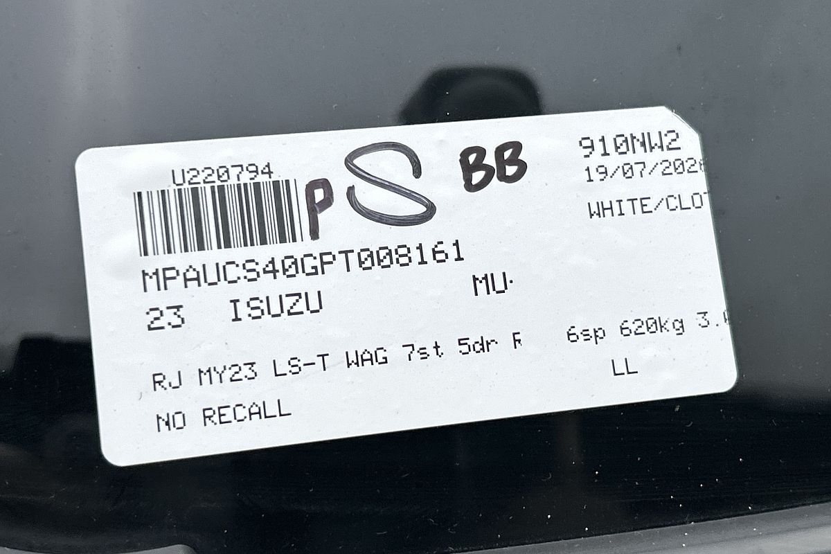 2023 Isuzu MU-X LS-T