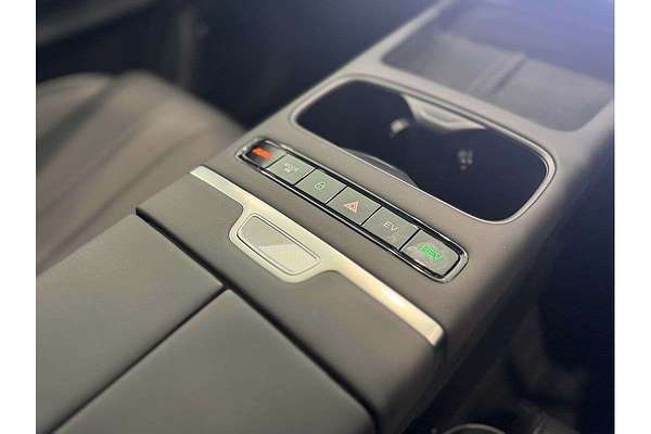 2025 Jaecoo J7 SHS Summit