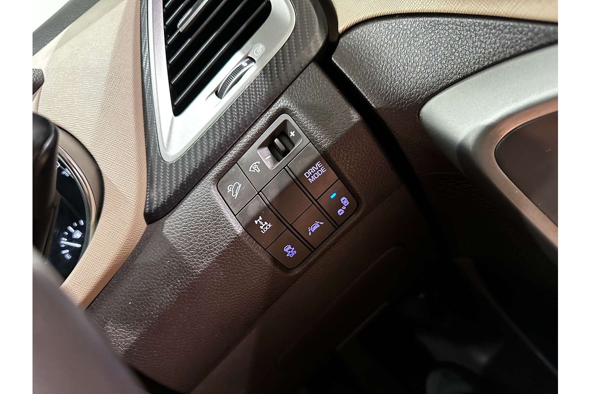 2017 Hyundai Santa Fe Highlander DM3 Series II