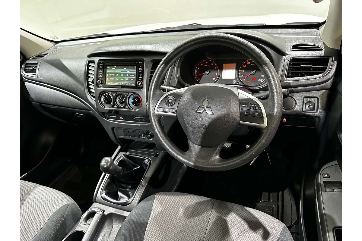 2022 Mitsubishi Triton GLX MR Rear Wheel Drive