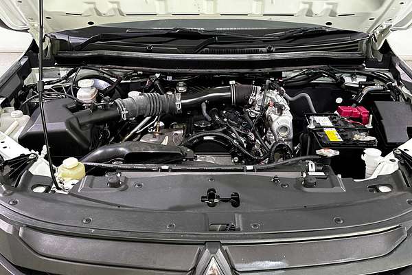 2022 Mitsubishi Triton GLX MR Rear Wheel Drive