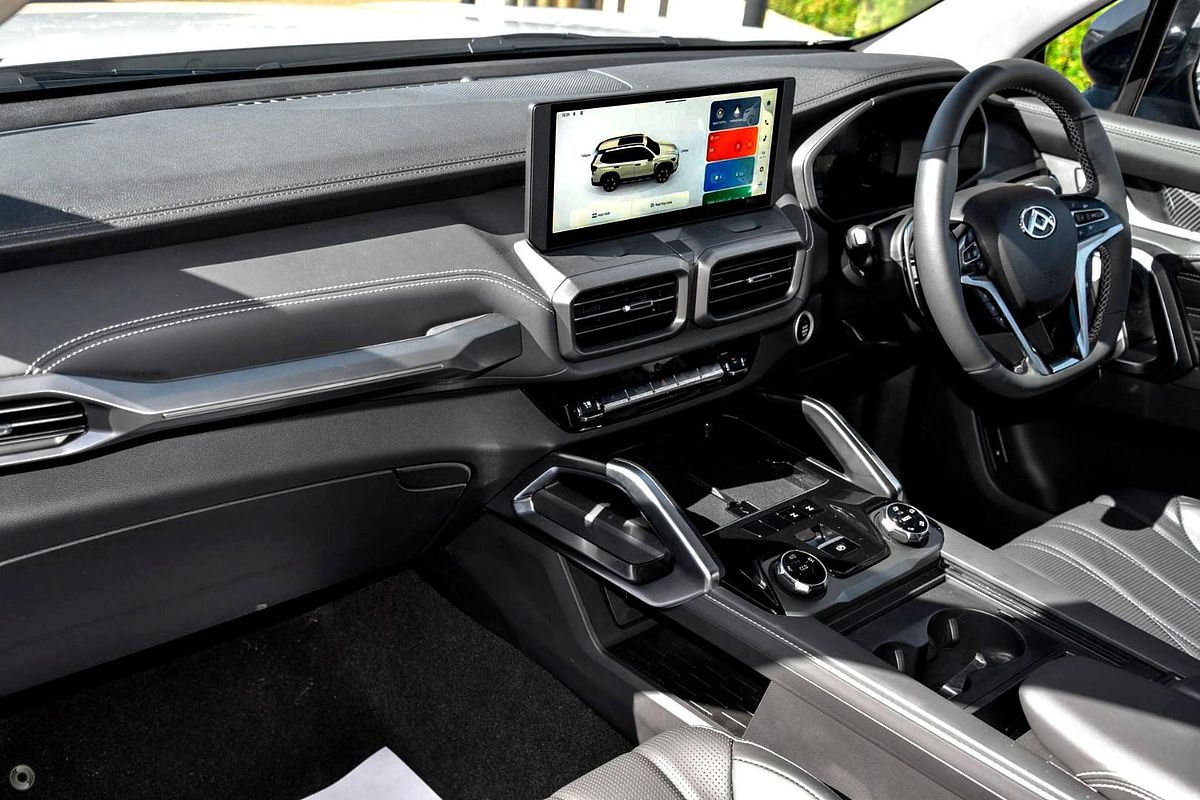 2025 LDV D90 Executive SV9A