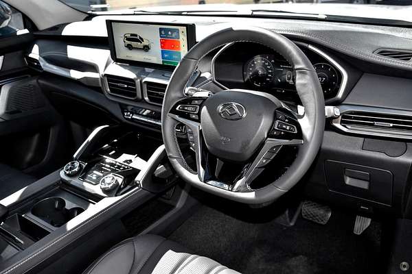 2025 LDV D90 Executive SV9A