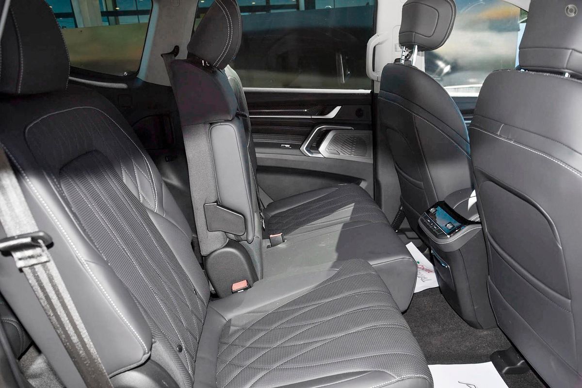 2025 LDV D90 Executive SV9A