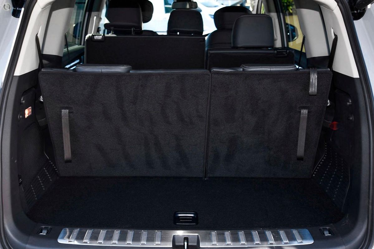 2025 LDV D90 Executive SV9A