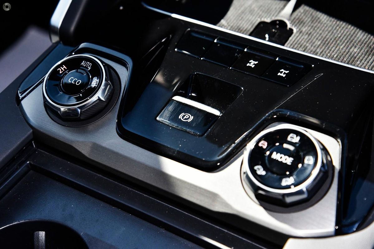 2025 LDV D90 Executive SV9A