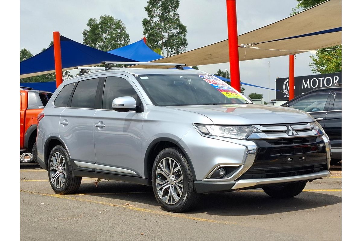 2017 Mitsubishi Outlander LS Safety Pack ZK