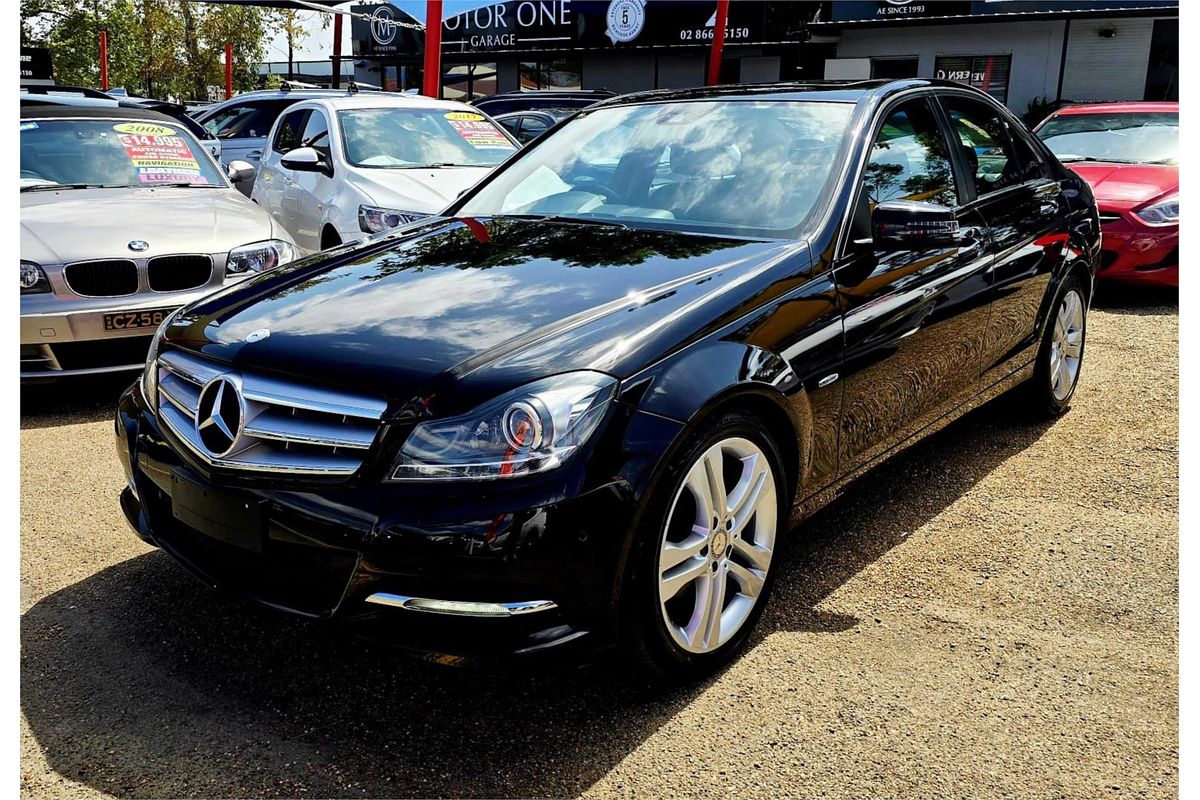 2012 Mercedes-Benz C-Class C200 BlueEFFICIENCY W204